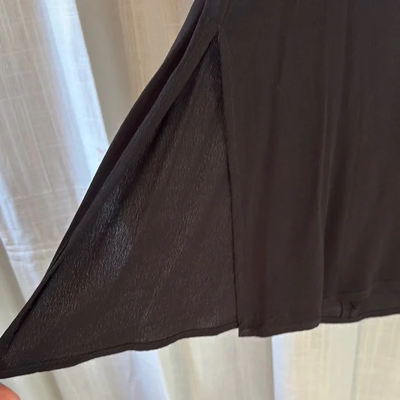 Loft Black Sleeveless Tank Top - Picture 2 of 6